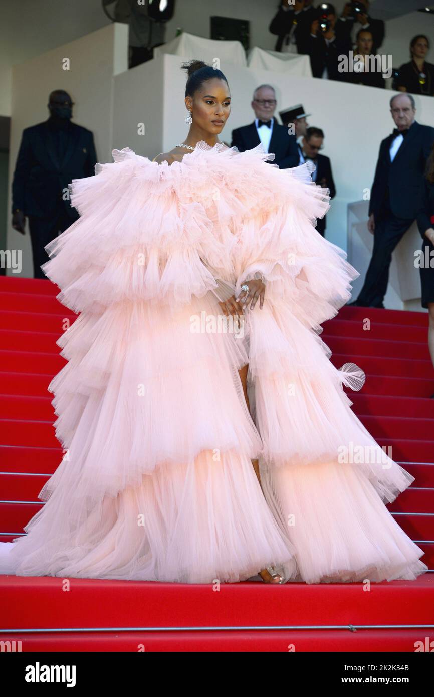 cindy bruna pink dress Cindy Bruna (dress by Giambattista Valli) 'Armageddon Time' Cannes Film  Festival Screening 75th Cannes Film Festival May 19, 2022 Stock Photo
