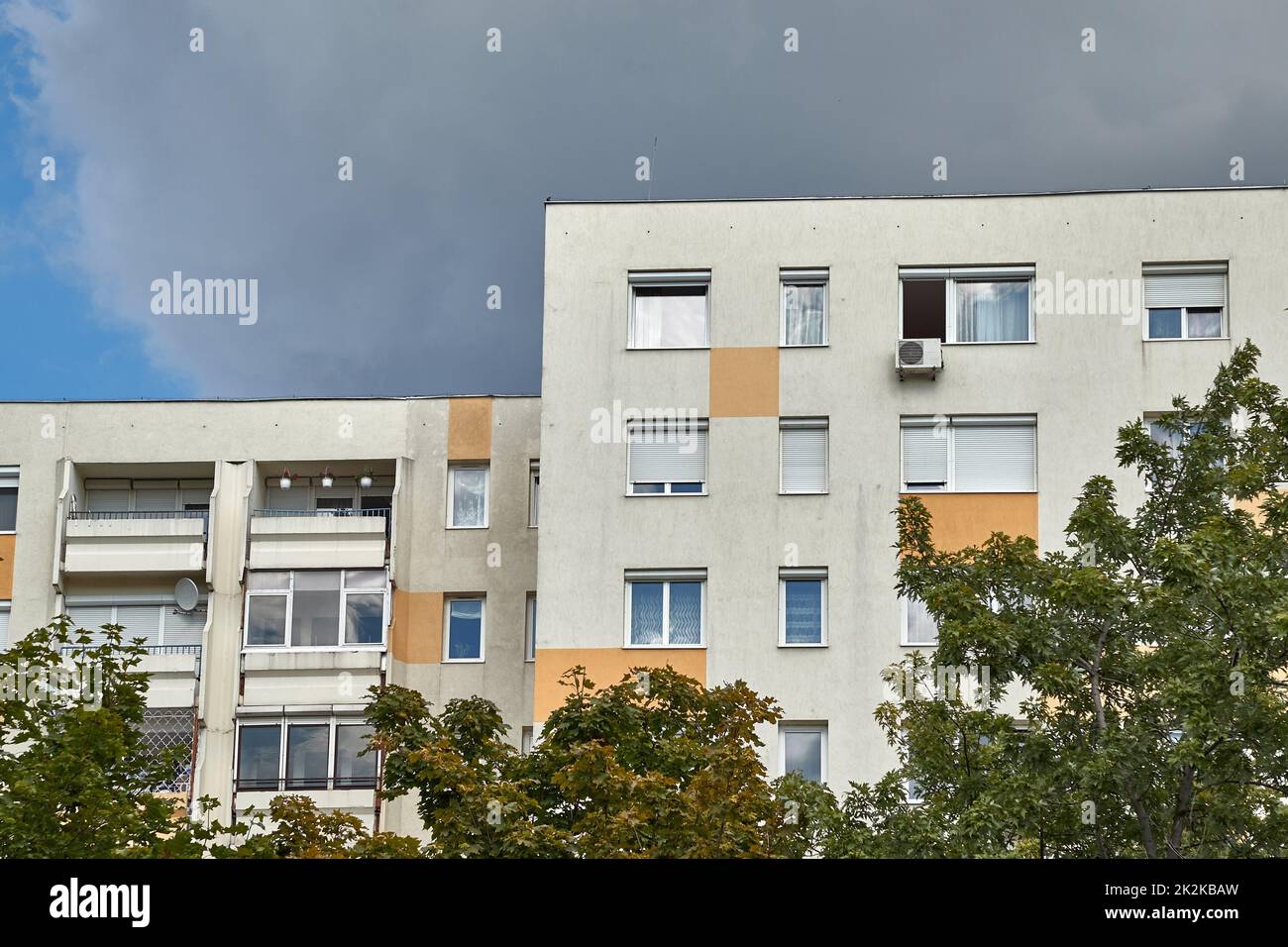 Block of Flats Stock Photo Alamy