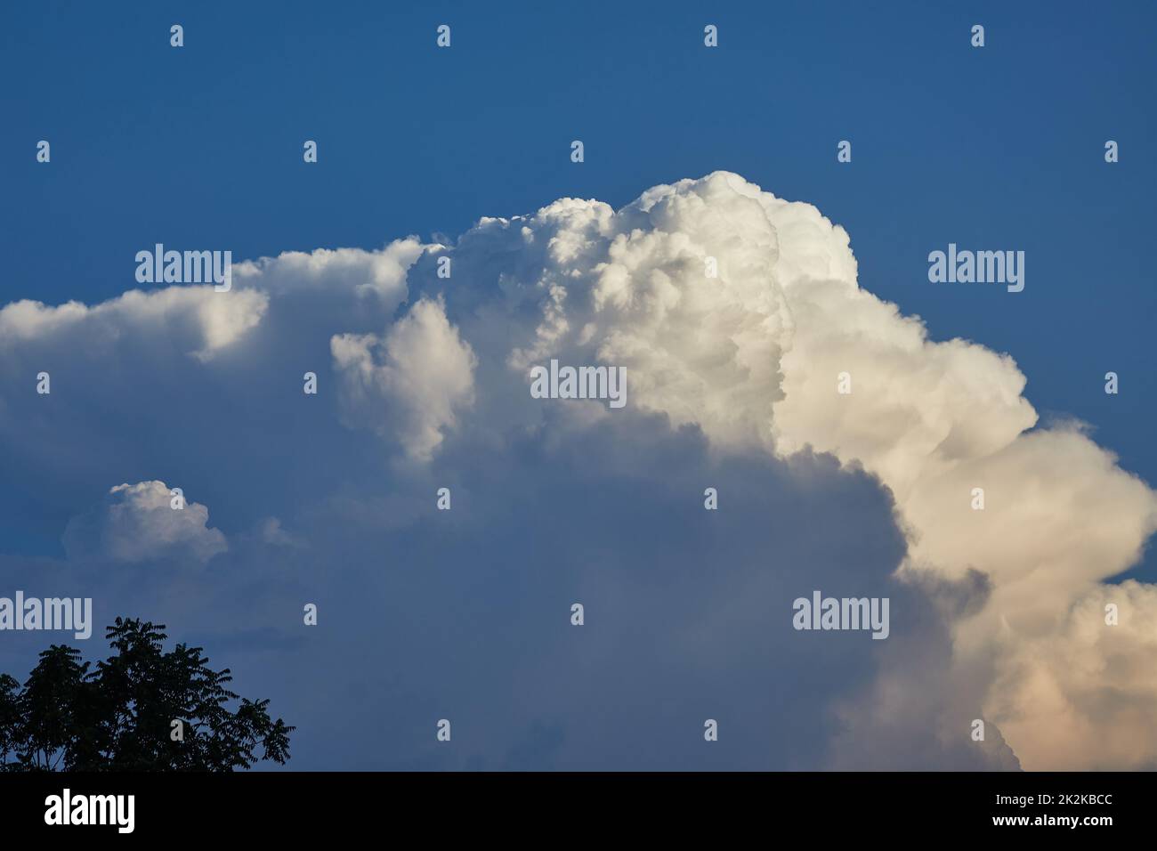 Clouds in the sky before storm Stock Photo - Alamy