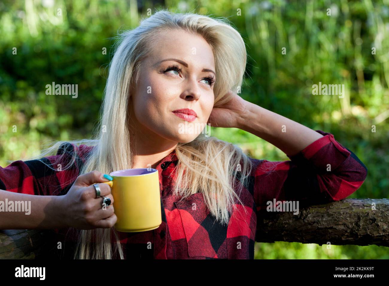 Girl country hi-res stock photography and images - Alamy