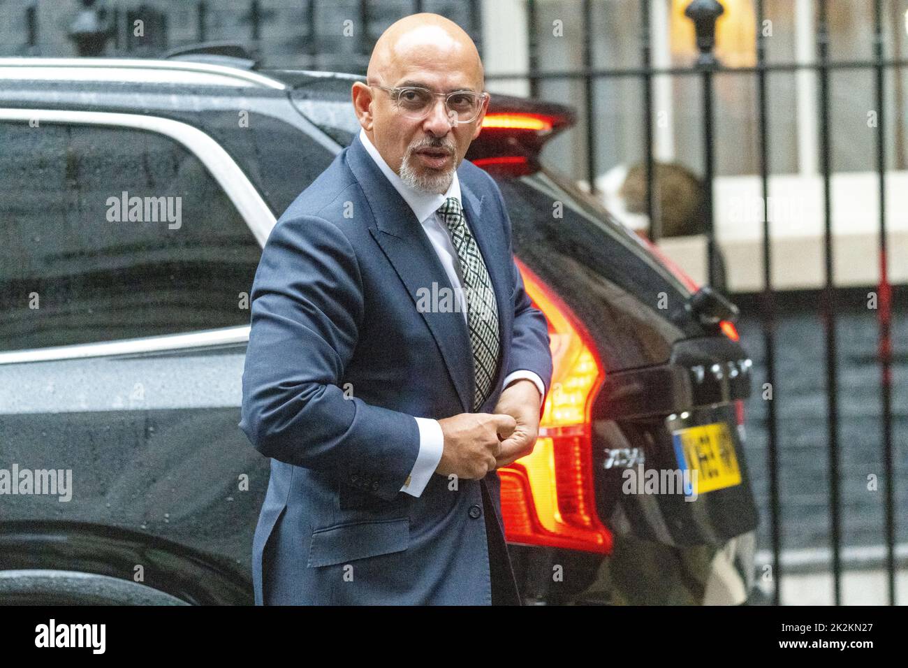 London, UK. 23rd Sep, 2022. Nadhim Zahawi, Chancellor of the Duchy of Lancaster, arrives at a cabinet meeting at 10 Downing Street London. Credit: Ian Davidson/Alamy Live News Stock Photo