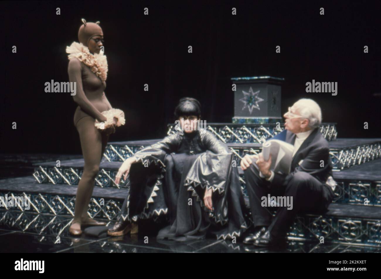 The Blue Bird Year : 1976 USA Director : George Cukor Cicely Tyson, Jane Fonda and George Cukor Shooting picture Stock Photo