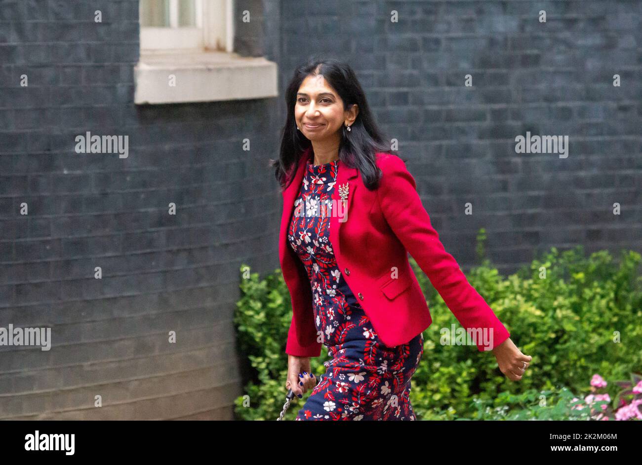 London, England, UK. 23rd Sep, 2022. Secretary of State for the Home Department SUELLA BRAVERMAN is seen outside 10 Downing Street as cabinet meet. (Credit Image: © Tayfun Salci/ZUMA Press Wire) Stock Photo