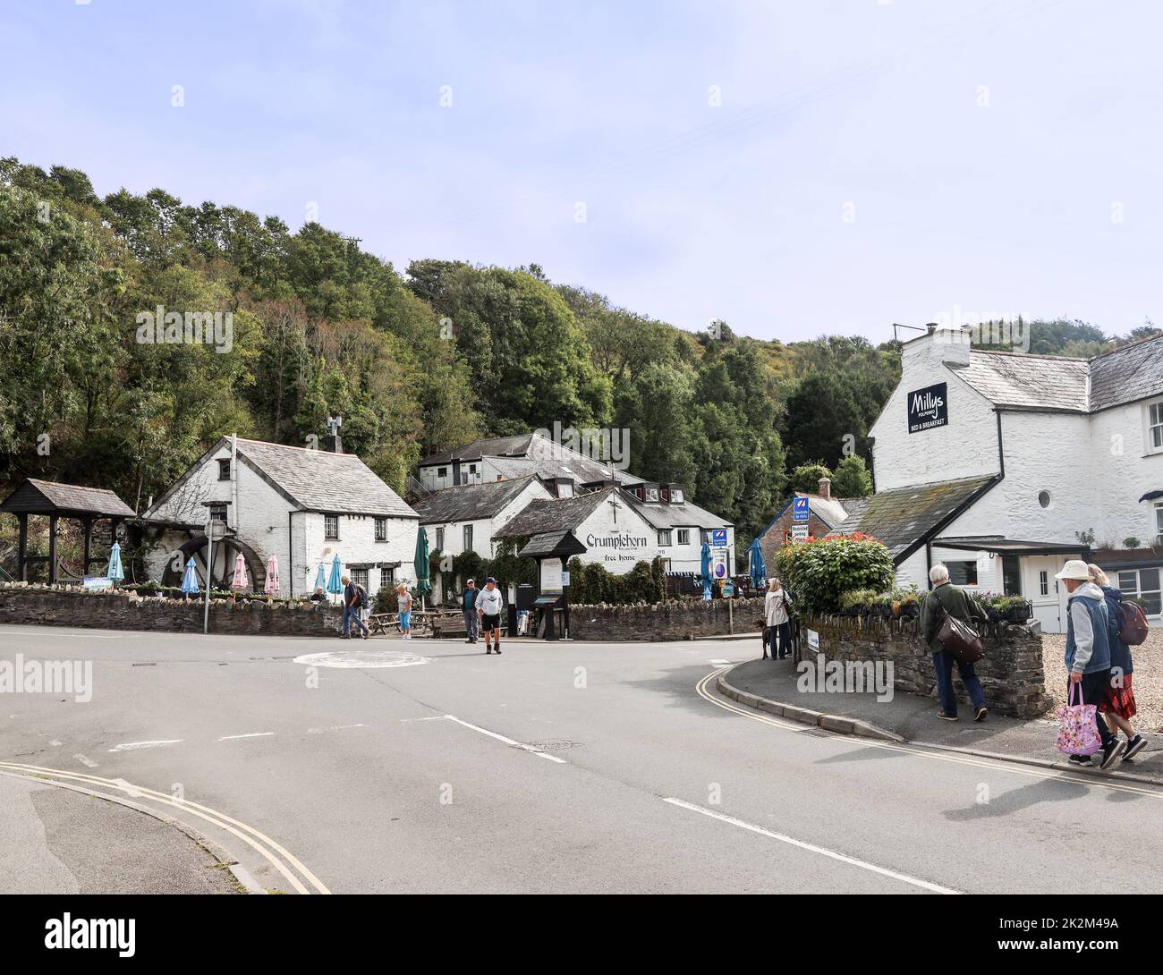 彫刻・オブジェ THE CRUMPLEHORN INN,POLPERRO CRUMPLEHORN INN & MILL, Polperro - Restaurant Reviews, Photos