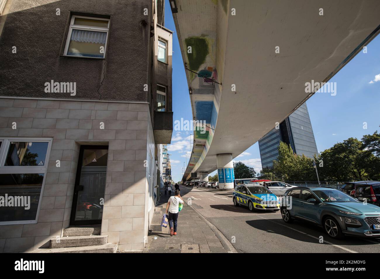 the elevated bridge over Altenhagener street near main station, level 2, Federal Road 54, Hagen, North Rhine-Westphalia, Germany. die Hochbruecke uebe Stock Photo