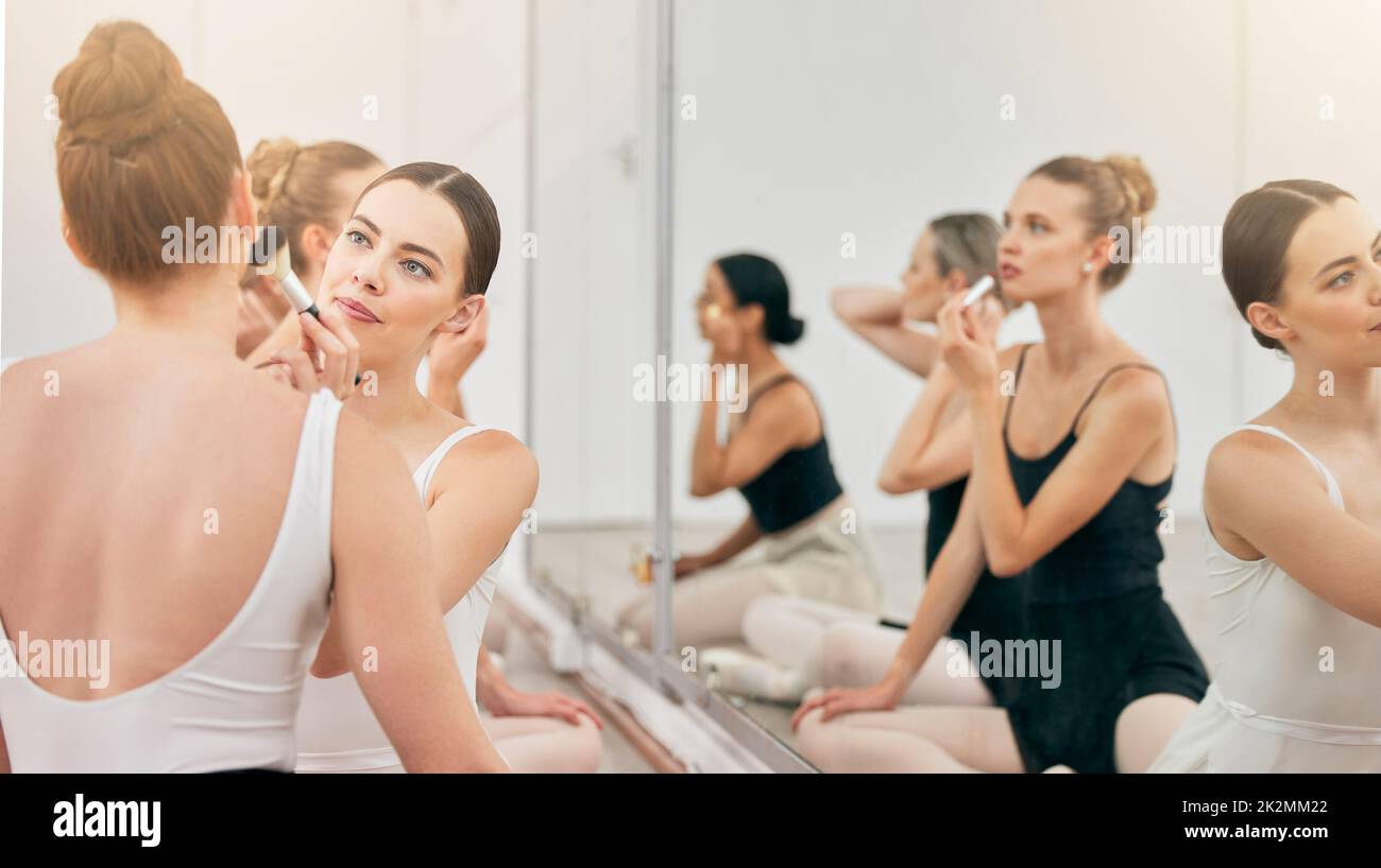 Women, ballet dancer and makeup cosmetics in studio mirror for theatre, stage and theater performance. Friends, ballerina students or creative artists Stock Photo
