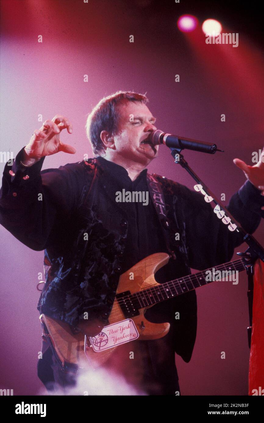 MEATLOAF 13 May 1999; Credit Mel Longhurst / Performing Arts Images