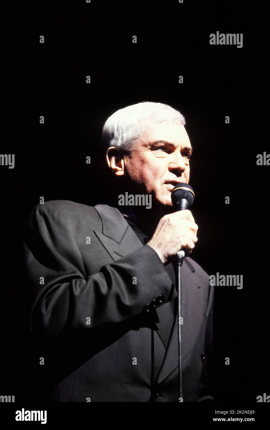 GENE PITNEY ; live in London, UK ; 18 October 1998 ; Credit Mel