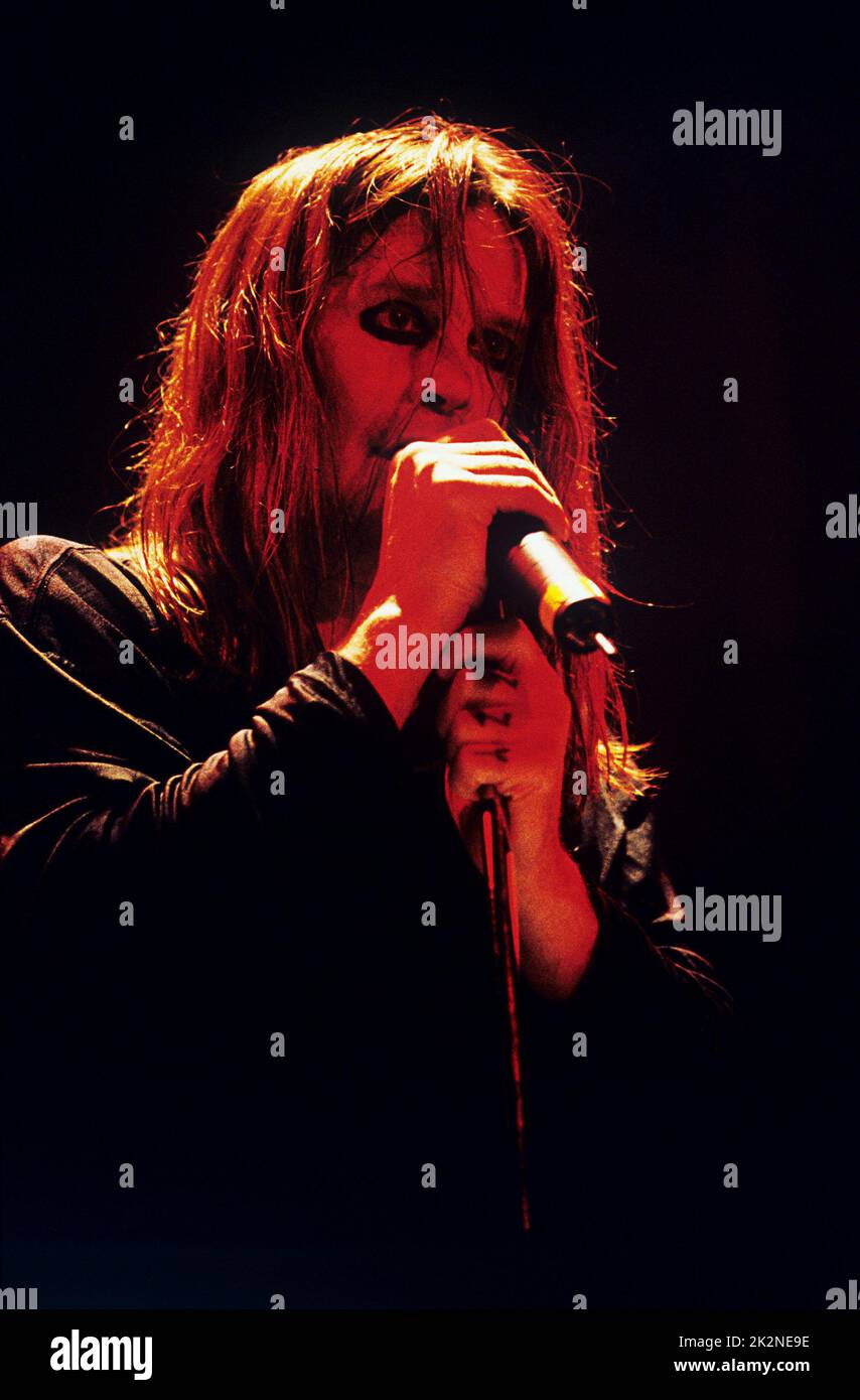 ozzy osbourne live in england