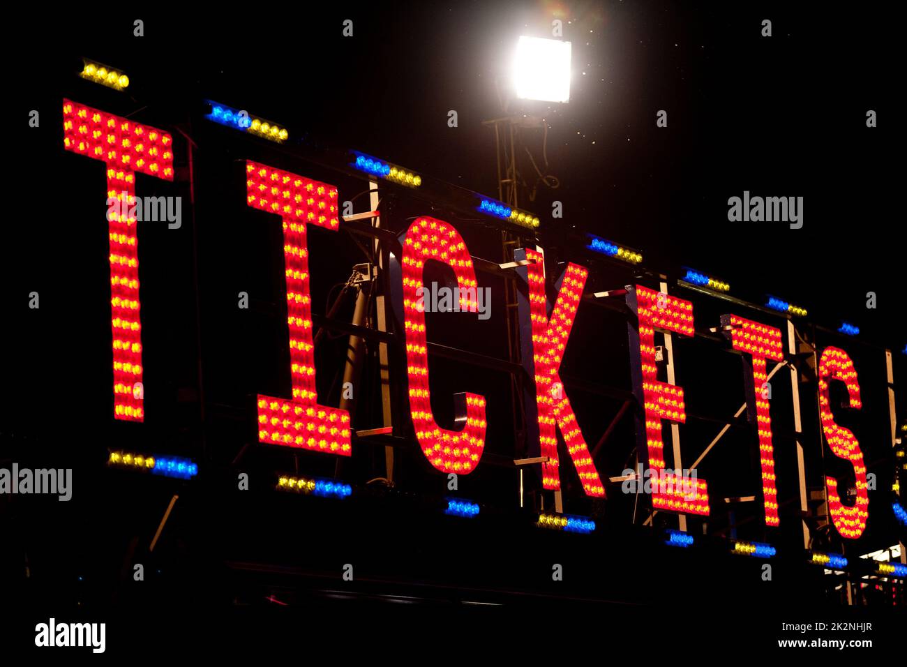 tickets neon sign in the night Stock Photo