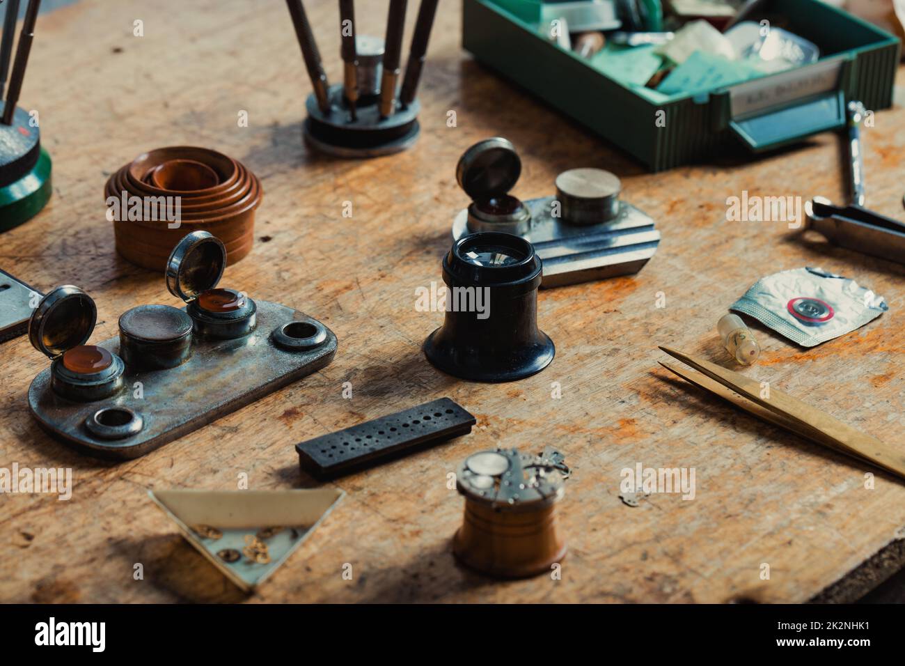 Vintage watchmakers 2024 bench