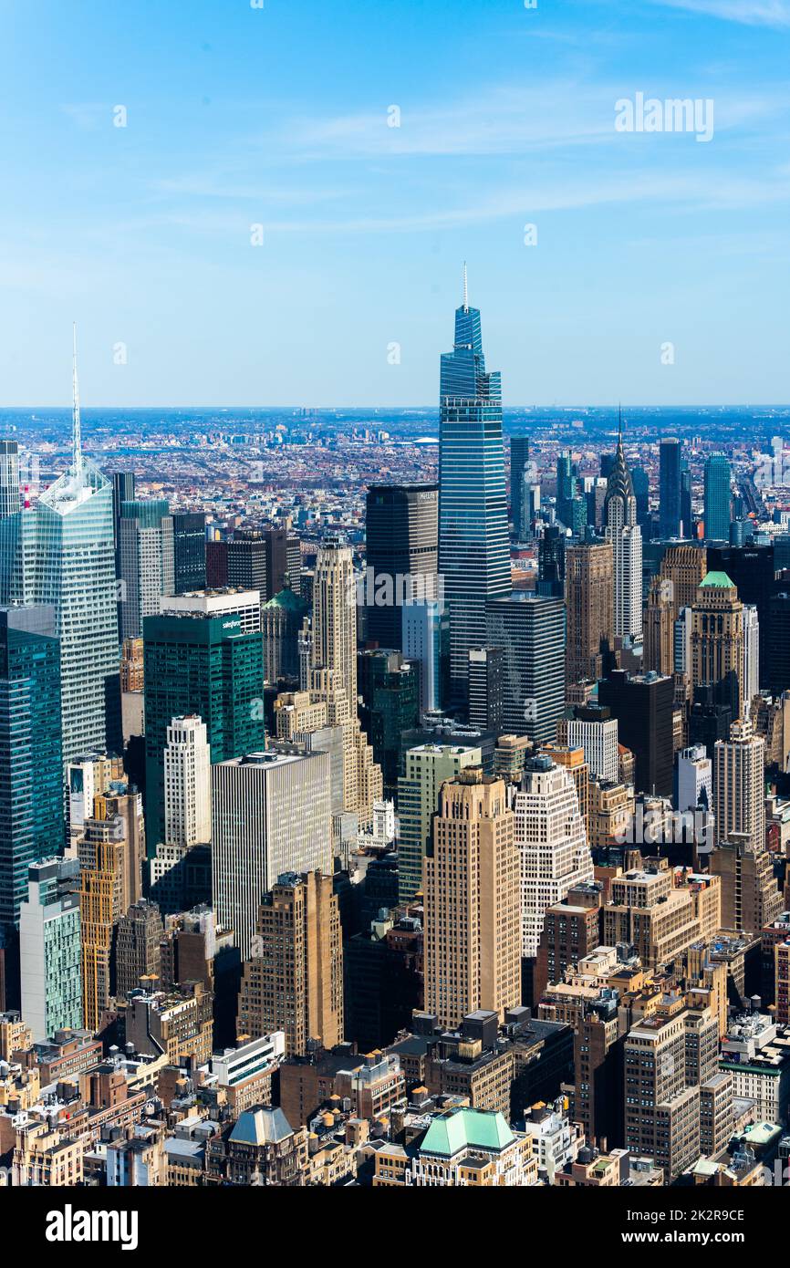 A vertical shot of the beautiful New York skyline on a clear day Stock ...