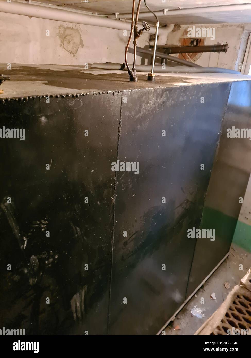 Heating oil tank Stock Photo Alamy