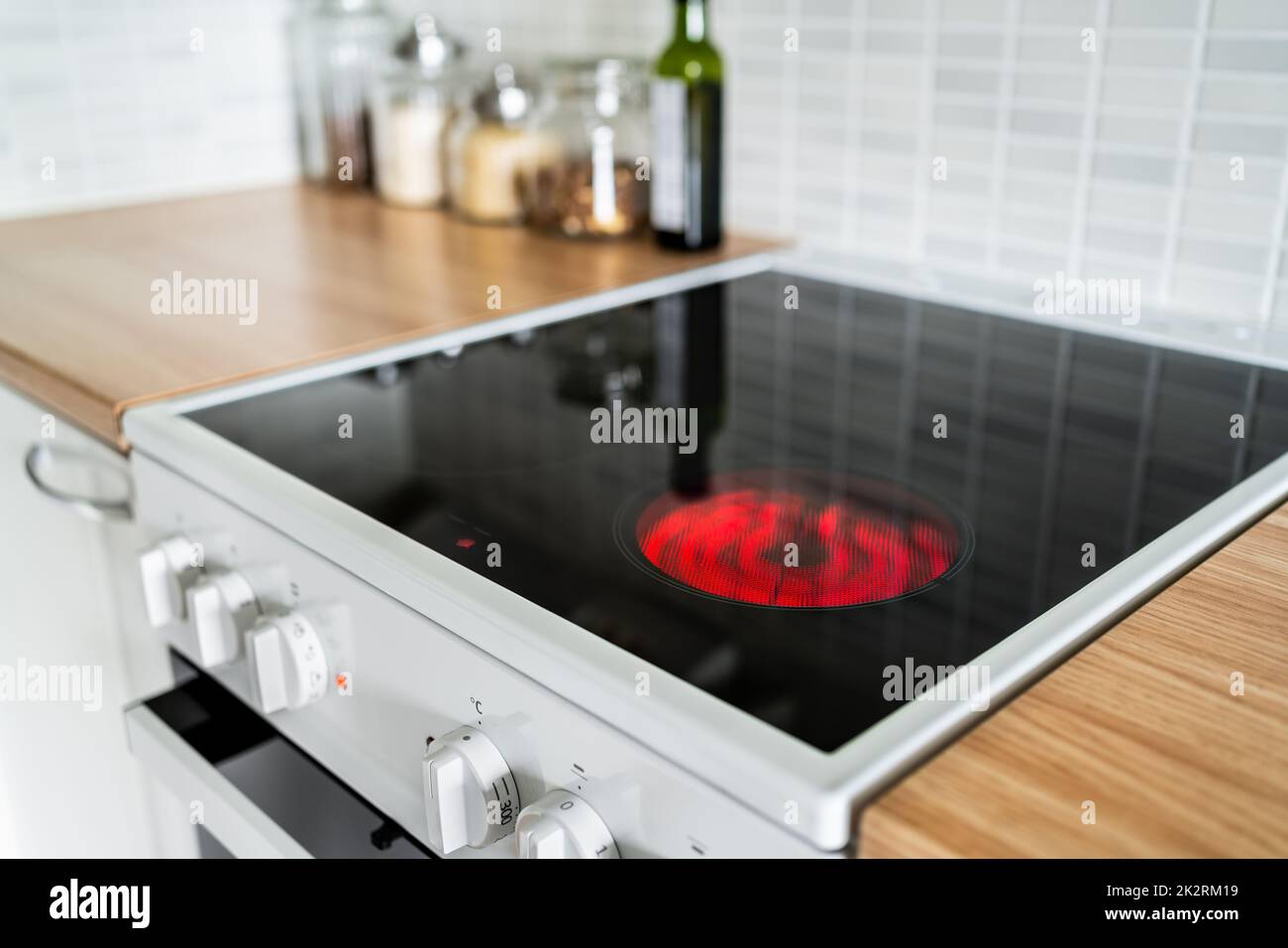 Electric Ceramic Stove Inside The Kitchen Home Interiors Stock Photo -  Download Image Now - iStock