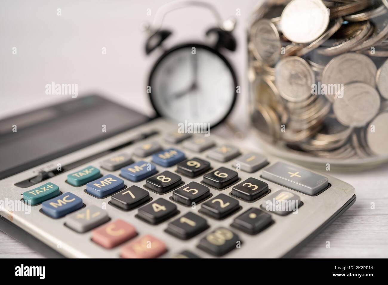 Coins grass hi-res stock photography and images - Alamy