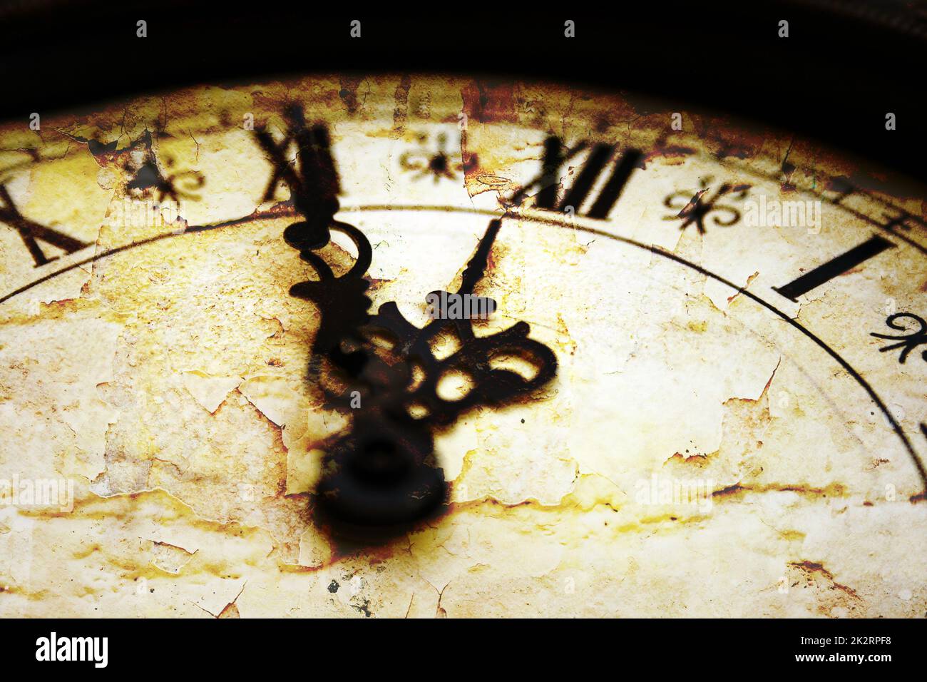 Vintage clock hi-res stock photography and images - Alamy