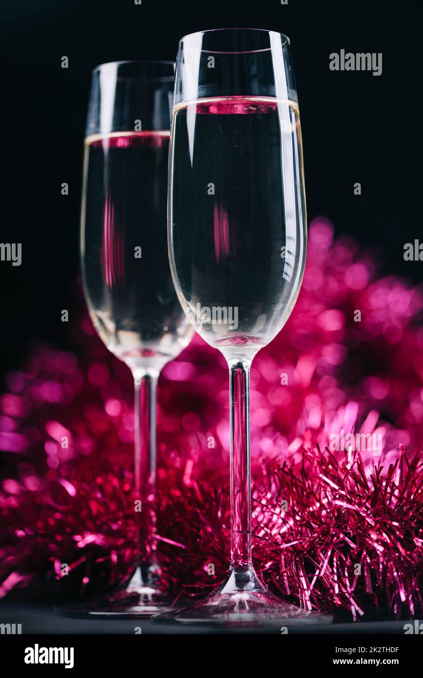 Two glasses pink champagne hi-res stock photography and images - Alamy