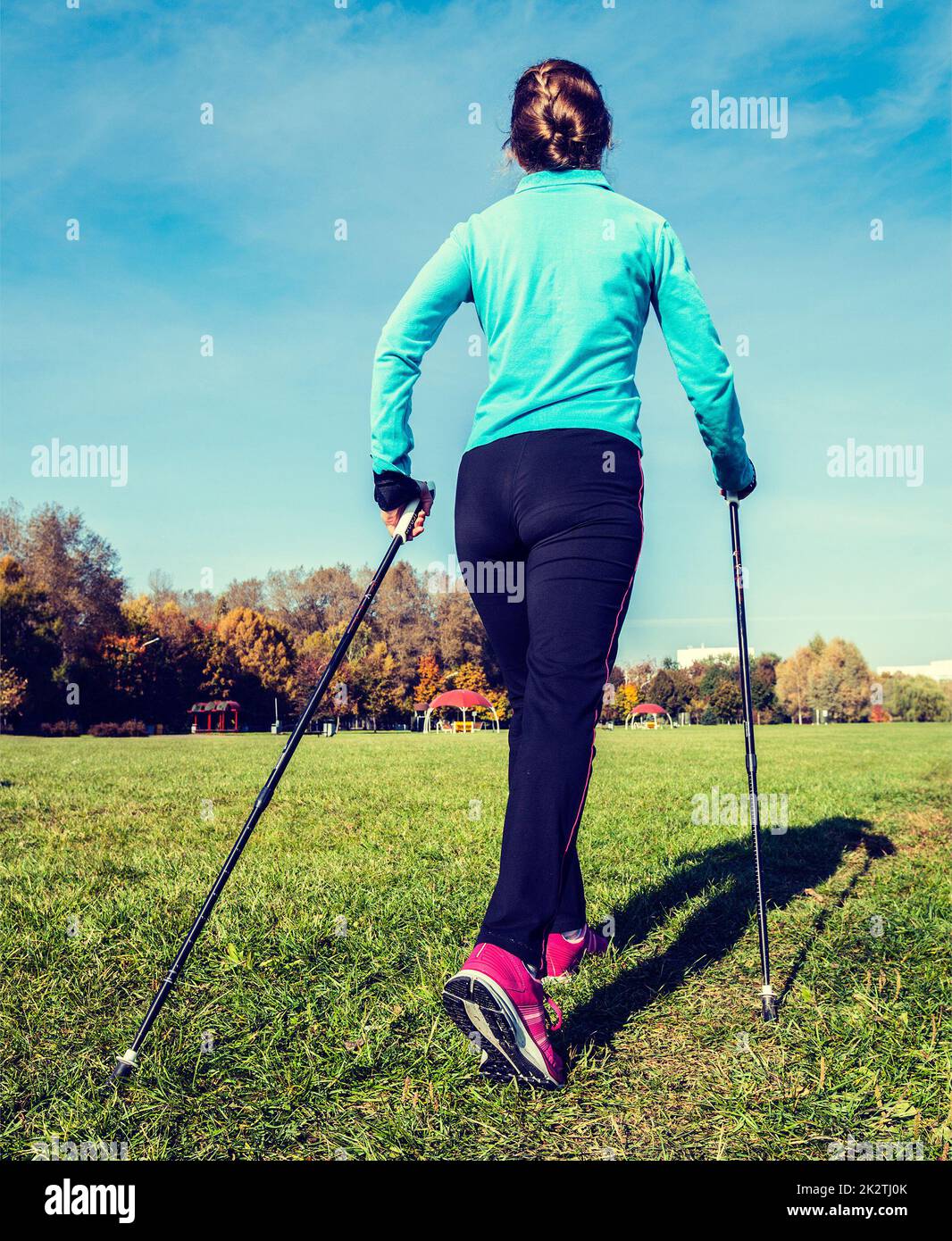 Woman walking vintage hi-res stock photography and images - Alamy