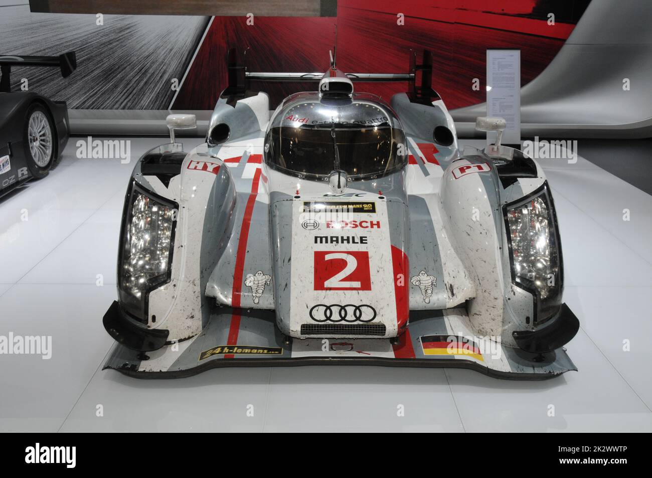 Audi R18 E-Tron Quattro 2012 Spark Model 1:43 43LM12 - Modellini Le