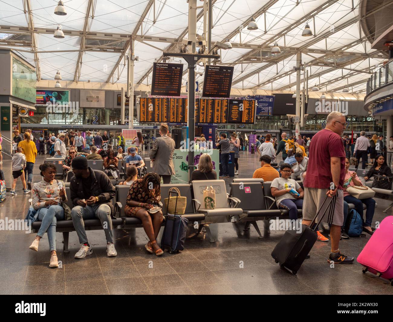 Passengers on Manchester Piccadilly station concourse. UK Stock Photo