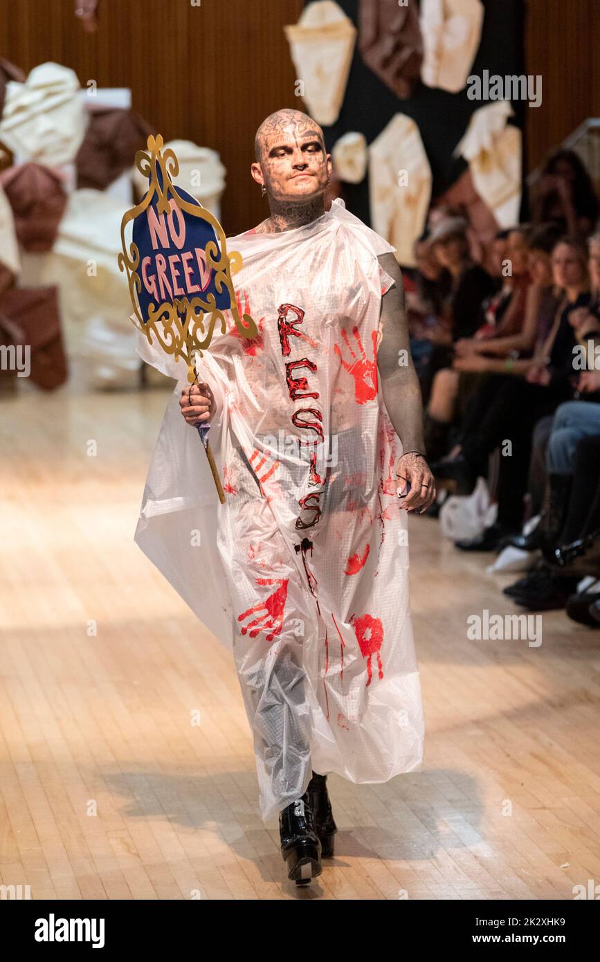Model Dieter Rose, modelling on catwalk for VIN+OMI 'Opinions' show for London Fashion Week 2022. Recycled materials. Sustainable fashion. Stock Photo