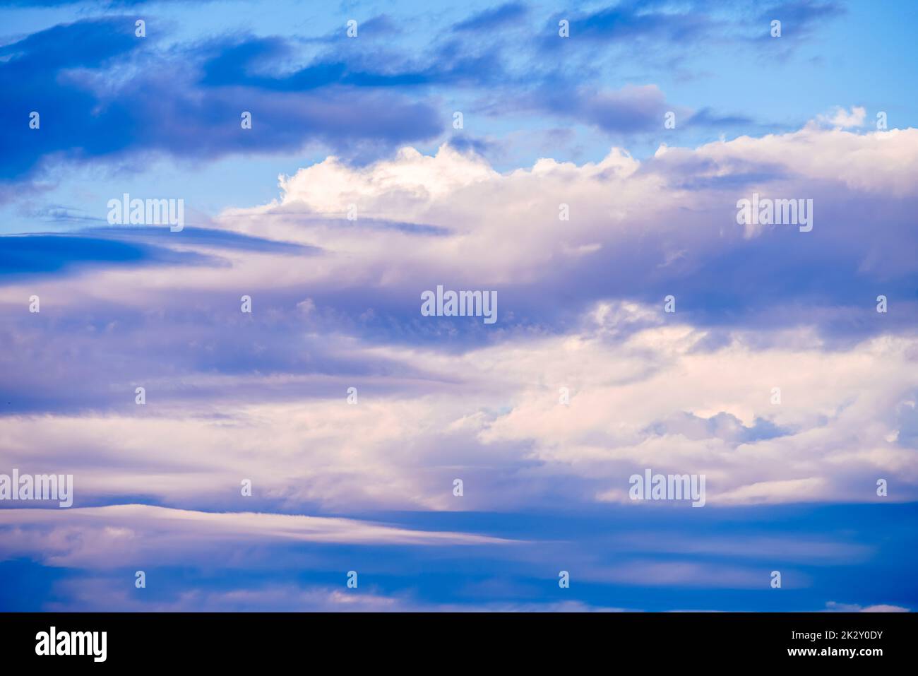 Beautiful evening sky hi-res stock photography and images - Alamy