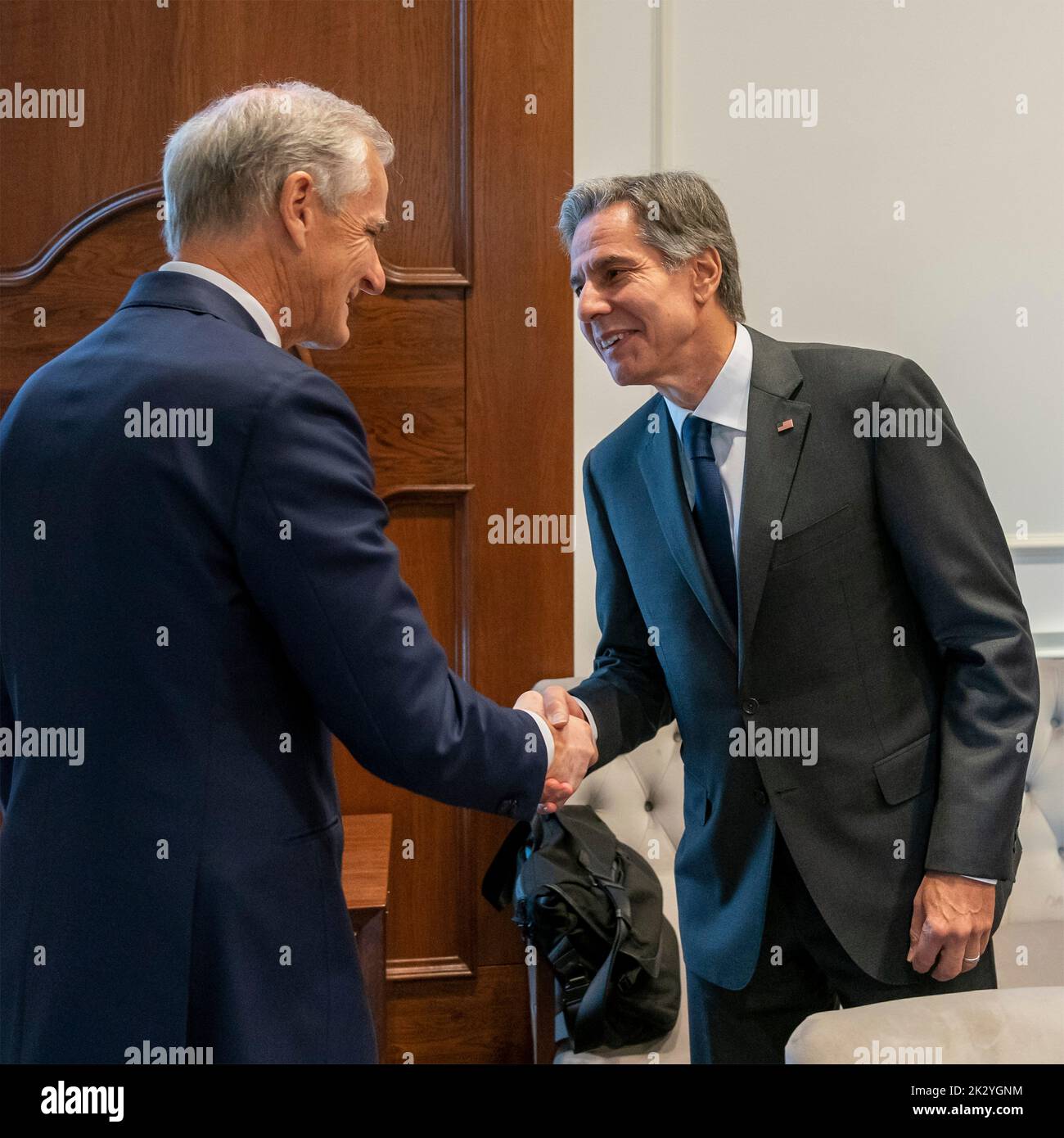 New York City, United States. 22nd Sep, 2022. U.S. Secretary of State Tony Blinken, right, welcomes Norwegian Prime Minister Jonas Gahr Støre, left, before the start of their bilateral meeting on the sidelines of the 77th Session of the U.N General Assembly, September 22, 2022, in New York City. Credit: Ron Przysucha/State Department Photo/Alamy Live News Stock Photo