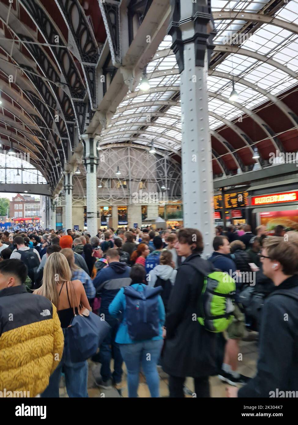 Handout photo taken with permission from a Twitter feed of members of the public at Paddington Station in London, after all train services were suspended. Issue date: Friday September 23, 2022. Stock Photo
