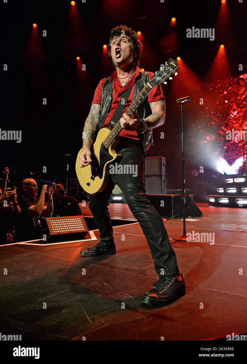 Hollywood FL, USA. 22nd Sep, 2022. Green Day performs at Hard Rock Live at the Seminole Hard Rock Hotel & Casino on September 22, 2022 in Hollywood, Florida. Credit: Mpi04/Media Punch/Alamy Live News Stock Photo