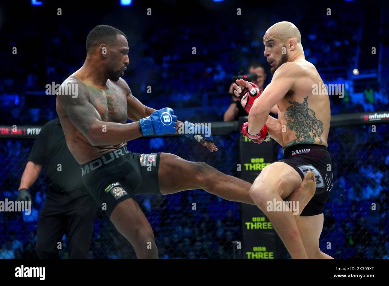 Georgi Karakhanyan (left) and Kane Mousah in action during their Lightweight bout during Bellator 385 at the 3 Arena, Dublin. Picture date: Friday September 23, 2022. Stock Photo