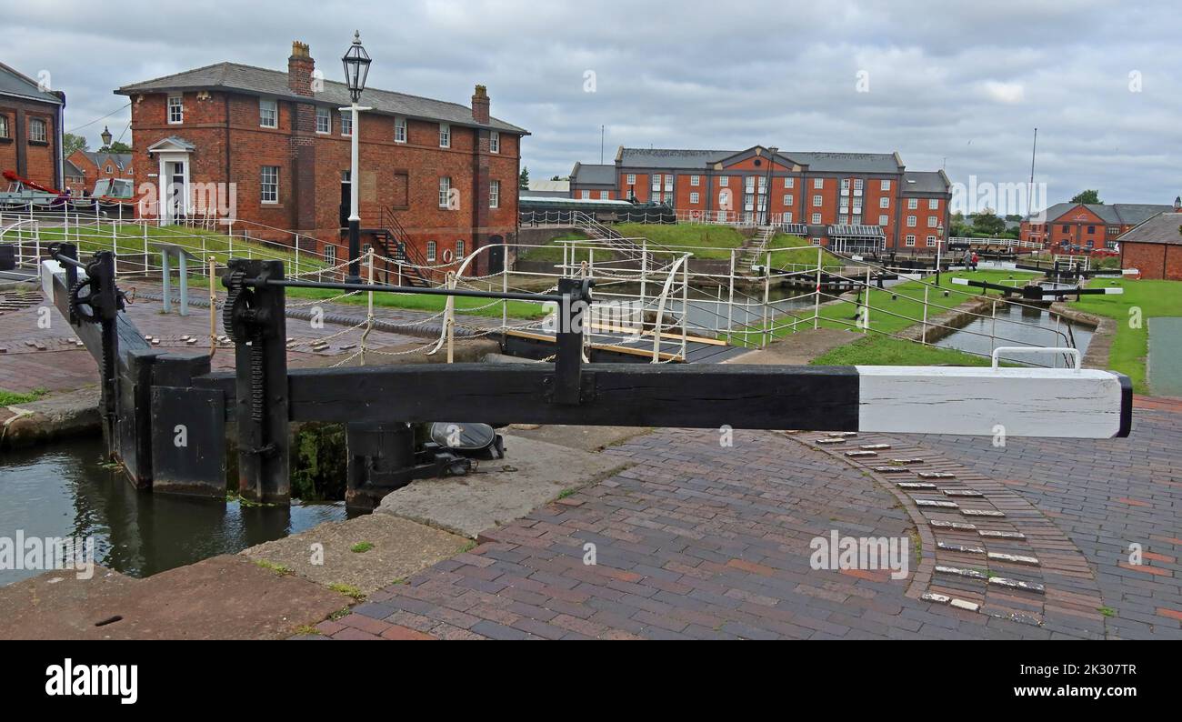 Lock flight at Ellesmere Port, where the Shropshire Union canal meets the Manchester Ship canal, National Waterways Museum, South Pier Rd,Cheshire, UK Stock Photo