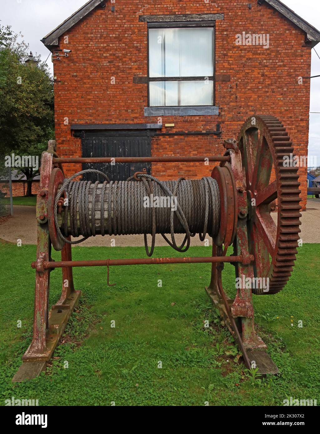 Rusty Victorian canal and waterways winding gear Stock Photo