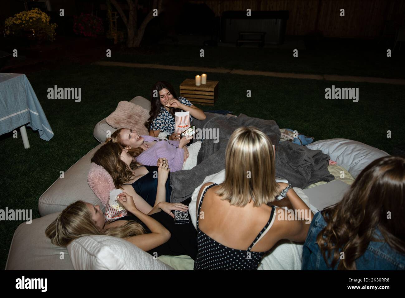 Night out lifestyle hires stock photography and images Alamy