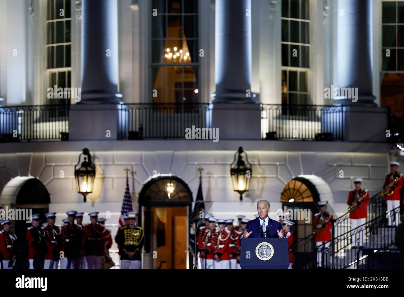 U.S. President Joe Biden attends a performance by British rocker Elton John at the White House in Washington, U.S., September 23, 2022. REUTERS/Evelyn Hockstein Stock Photo
