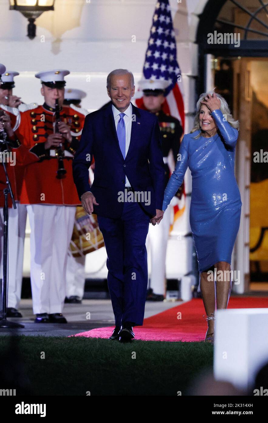 U.S. President Joe Biden and U.S. first lady Jill Biden attend a performance by British rocker Elton John at the White House in Washington, U.S., September 23, 2022. REUTERS/Evelyn Hockstein Stock Photo