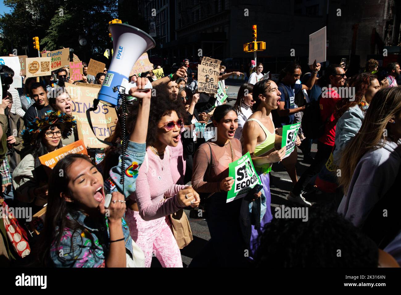 New York City, United States. 23rd Sep, 2022. Protesters make chants while marching during the climate strike. Hundreds of youth climate protesters marched from Foley Square to Battery Park with Fridays for the Future International Climate Strike. Credit: SOPA Images Limited/Alamy Live News Stock Photo