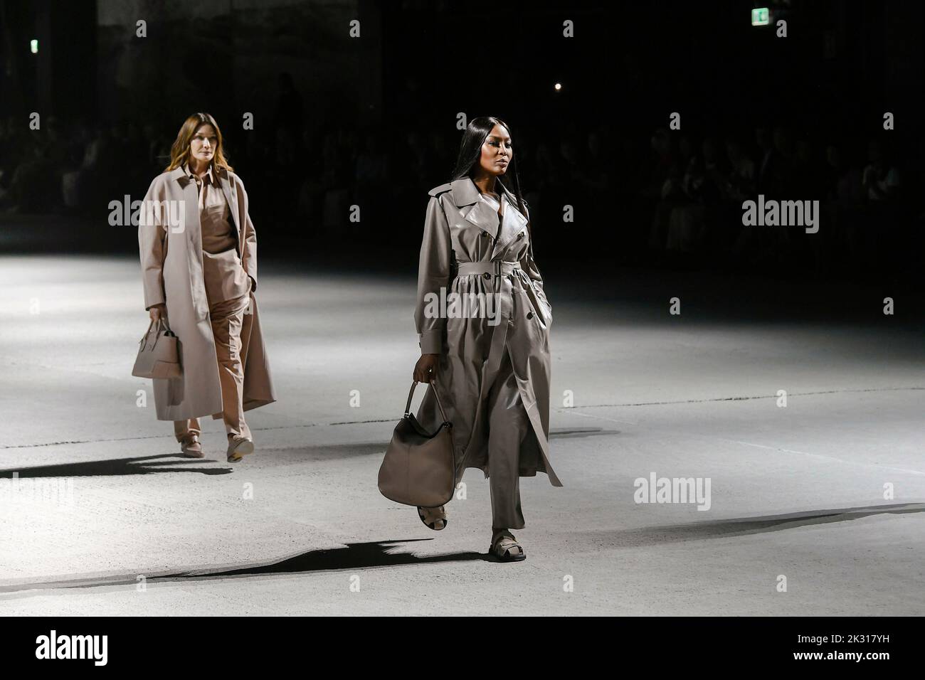 Milan, Italy. 23rd Sep, 2022. Naomi Campbell and Carla Bruni at TOD'S SS23 runway during Milan fashion Week on September 2022 - Milan, Italy. 23/09/2022 Credit: dpa picture alliance/Alamy Live News Stock Photo