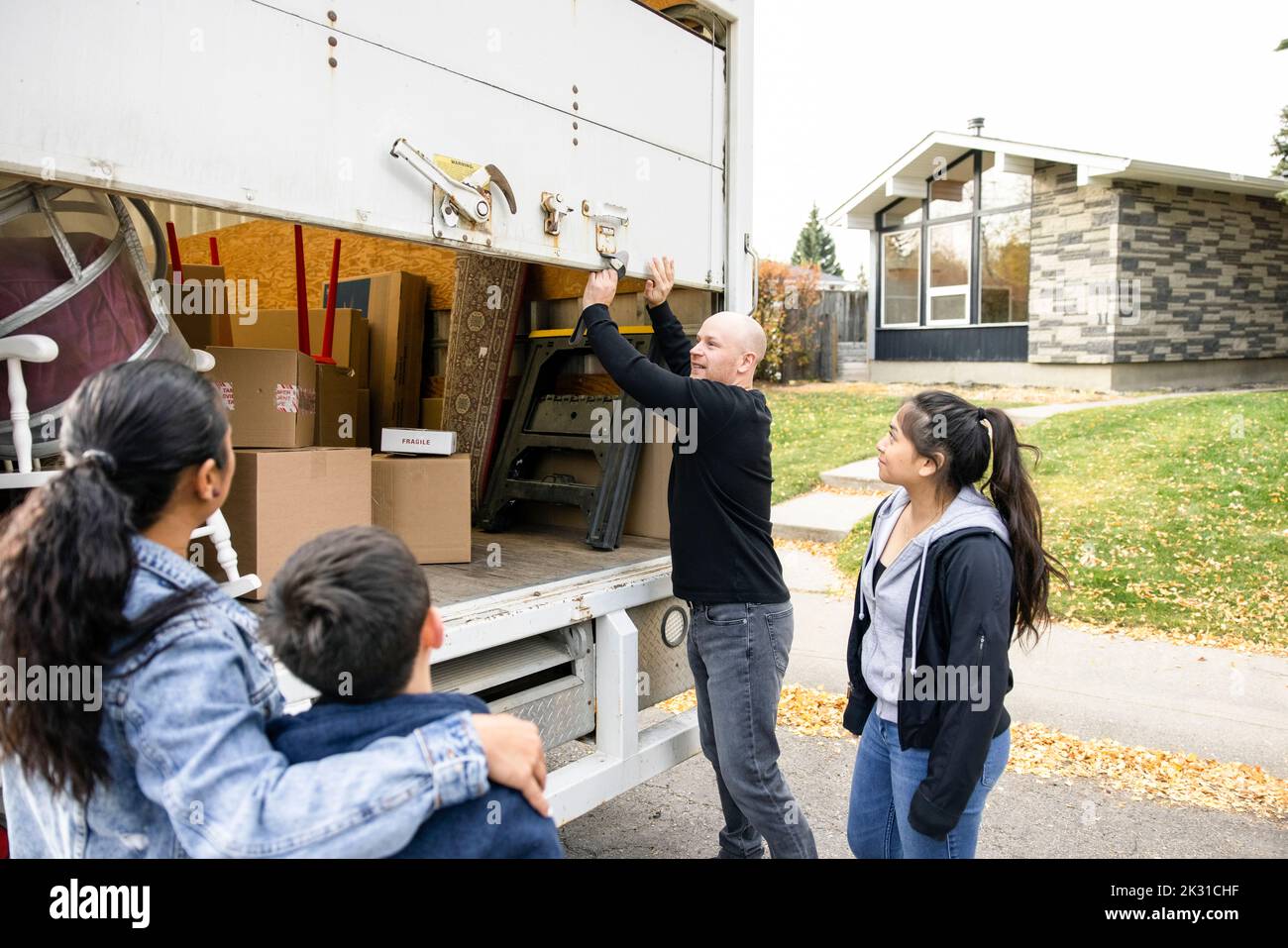 Moving home van hires stock photography