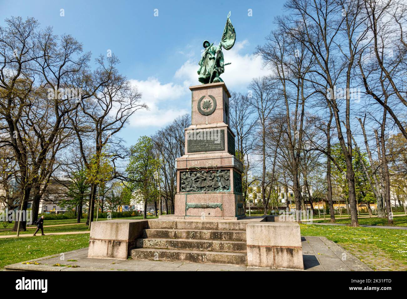 Sowjetisches Ehrenmal Dresden, Denkmal der Roten Armee am Olbrichtplatz Stock Photo