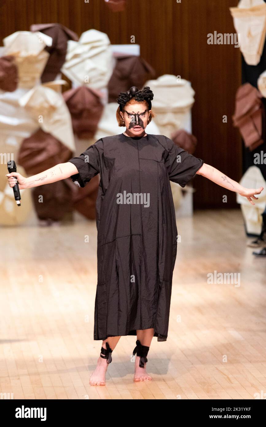 Model Cat SFX, singing & modelling on catwalk for VIN+OMI 'Opinions' show for London Fashion Week 2022. Recycled materials. Sustainable fashion. Stock Photo