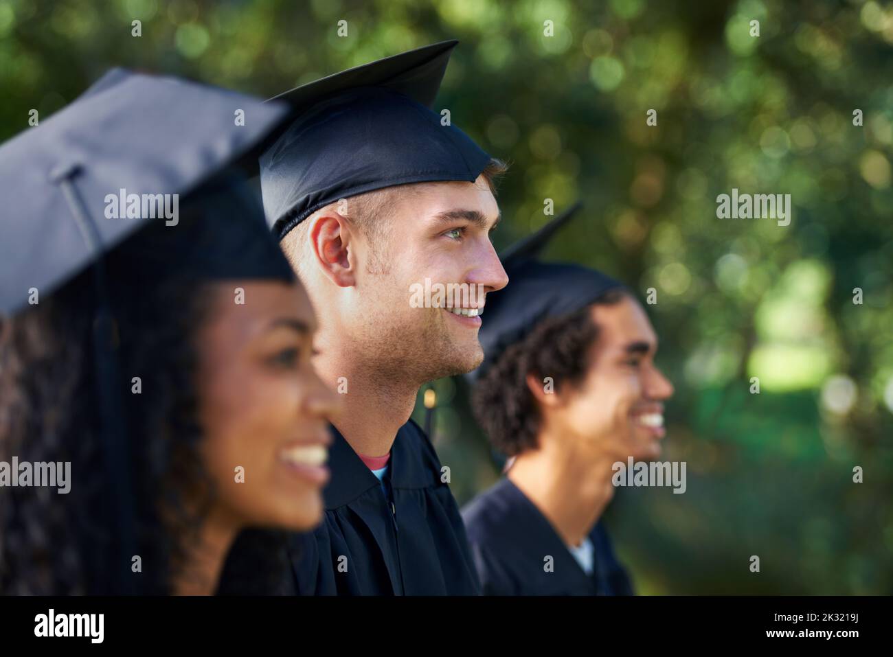 Uniform graduate graduation group hi-res stock photography and images ...