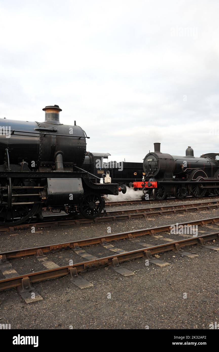 '5322' (left), '3822' (background) and '30120' (running as '30289') on shed at Didcot. Stock Photo
