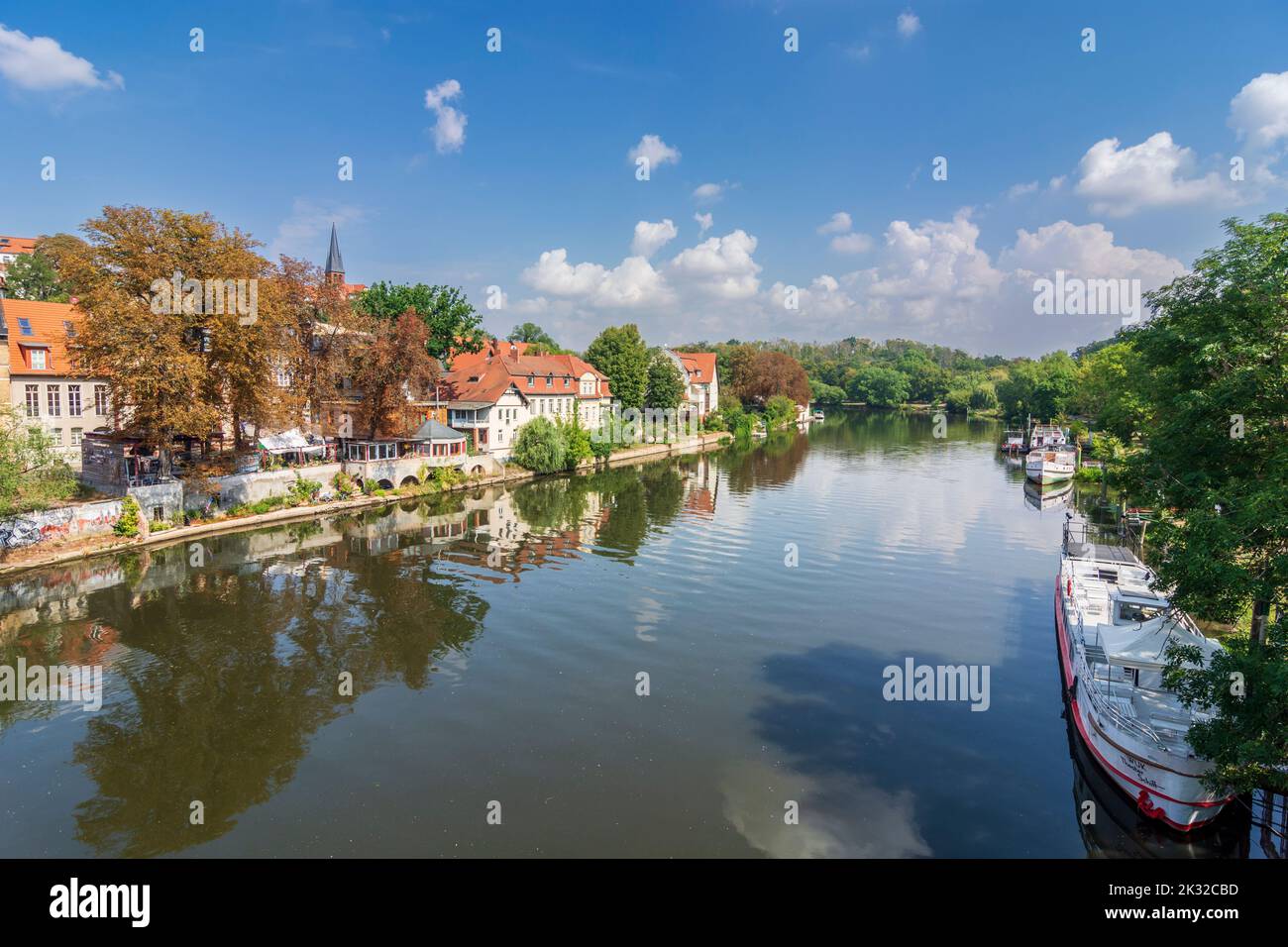 Halle (Saale) river Saale, district Kröllwitz, restaurant "Krug zum