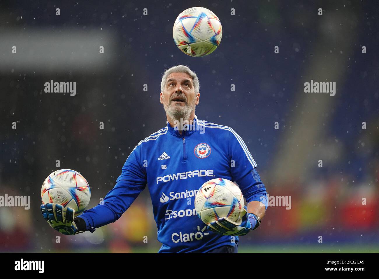 Barcelona, Spain. 23rd Sep, 2022. Chile’s goalkeeper coach Tito Bonano during the international friendly match between Morocco and Chile played at RCDE Stadium on September 23, 2022 in Barcelona, Spain. (Photo by Bagu Blanco / PRESSIN) Credit: PRESSINPHOTO SPORTS AGENCY/Alamy Live News Stock Photo