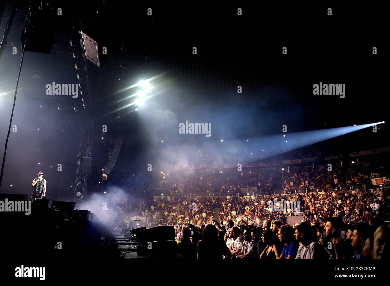 Palazzo dello sport rome hi-res stock photography and images - Alamy