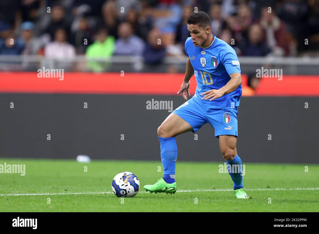 Milan, Italy. 23rd Sep, 2022. Giacomo Raspadori of Italy controls the ball during the UEFA Nations League League A Group 3 match between Italy and England at San Siro on September 23, 2022 in Milan, Italy. Credit: Marco Canoniero/Alamy Live News Stock Photo
