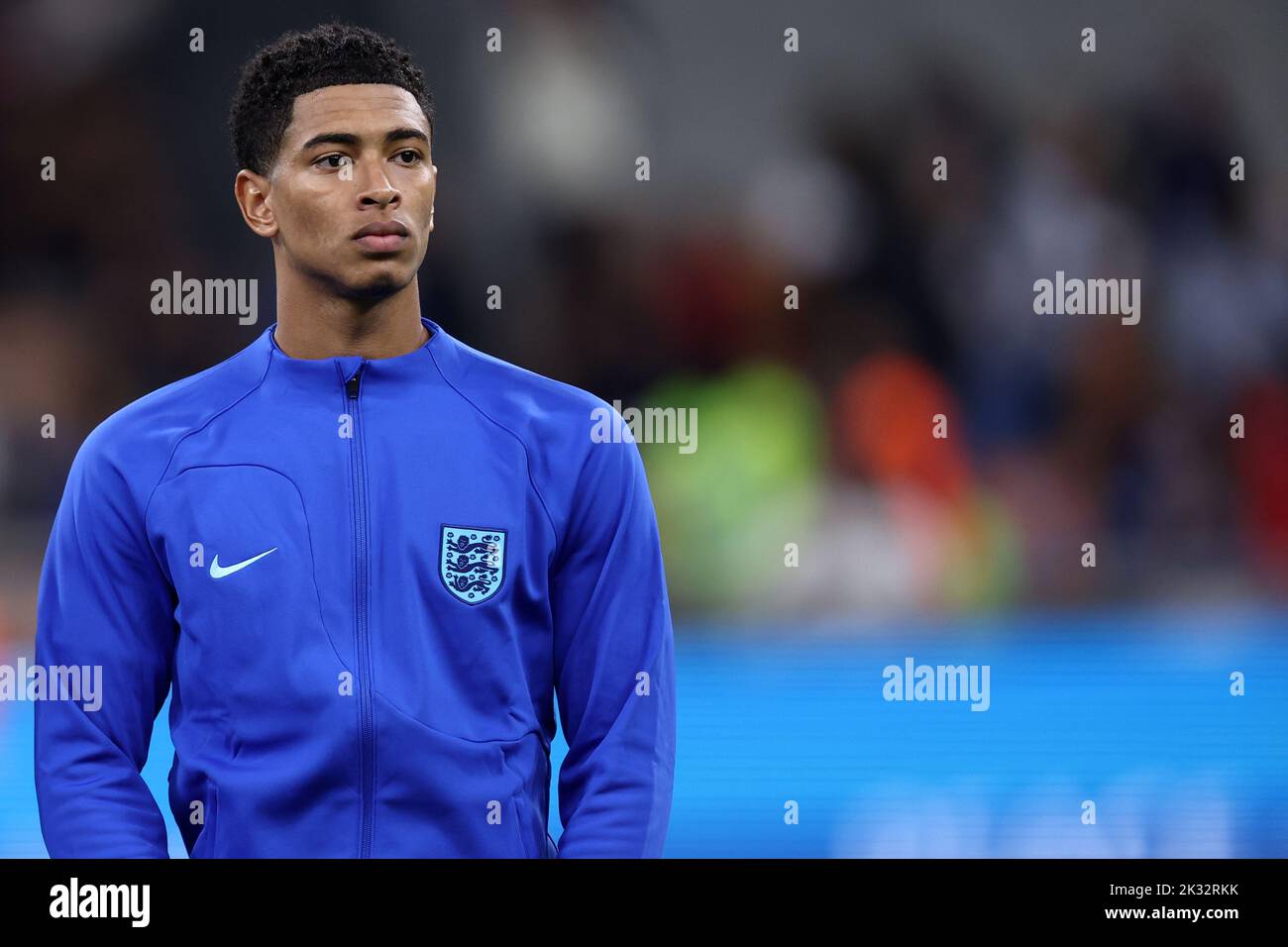 Milan, Italy. 23rd Sep, 2022. Jude Bellingham of England looks on during the Uefa Nations League Group 3 football match between Italy and England at San Siro on September 23, 2022 in Milan, Italy. Credit: Marco Canoniero/Alamy Live News Stock Photo