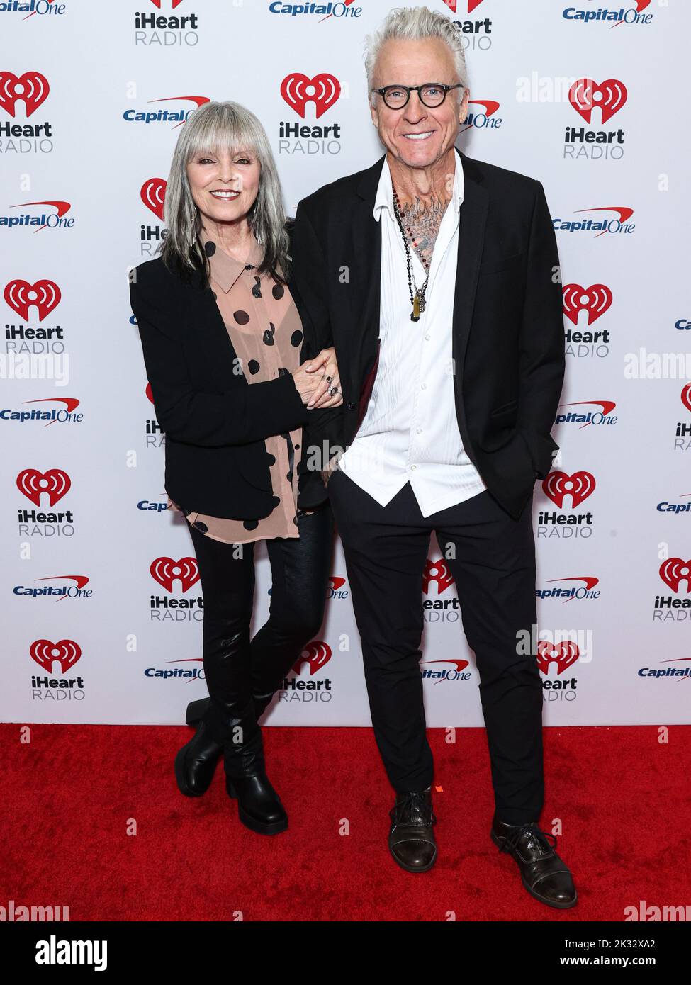LAS VEGAS, NEVADA, USA - SEPTEMBER 23: Pat Benatar and Neil Giraldo pose in the press room at the 2022 iHeartRadio Music Festival - Night 1 held at the T-Mobile Arena on September 23, 2022 in Las Vegas, Nevada, United States. (Photo by Xavier Collin/Image Press Agency) Stock Photo