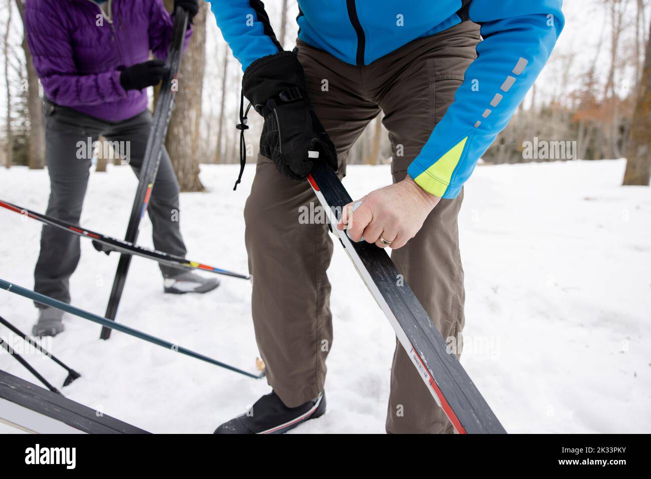 Cross country ski waxing hi-res stock photography and images - Alamy