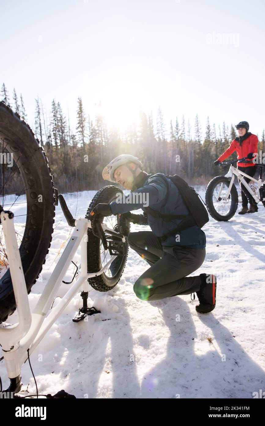 Fat tire snow hires stock photography and images Alamy